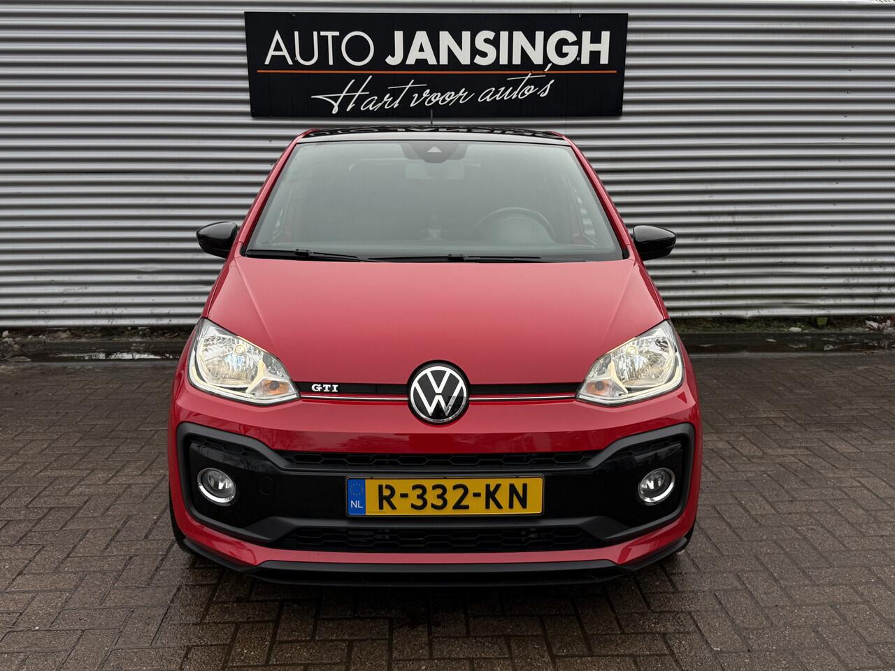 Volkswagen UP! 1.0 TSI GTI 116pk als nieuw! | Clima | Camera | PDC Achter | Bluetooth | Cruise | Stoelverwarming | RIJKLAARPRIJS INCL 12 MAANDEN GARANTIE EN BEURT