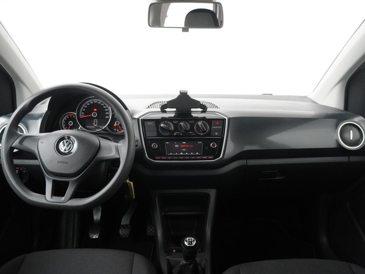 Volkswagen UP! 1.0 BMT move up! - Airconditioning - LED dagrijverlichting - DAB Radio
