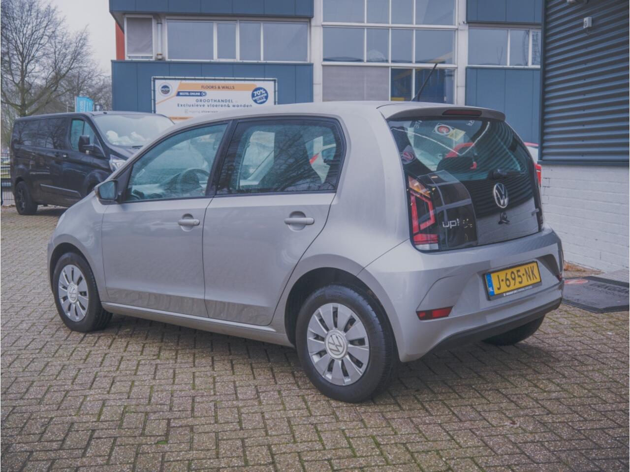 Volkswagen UP! 1.0 BMT move up! Airco en 5 drs.
