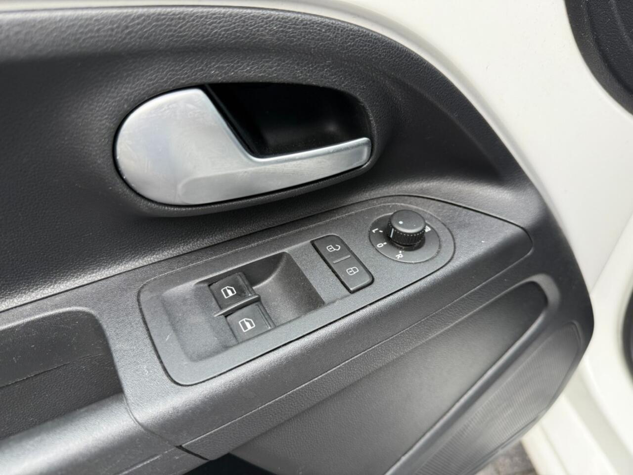 Volkswagen UP! 1.0 BMT MOVE UP! 5-drs,1e Eig,Airco,Navi,Elekt Pakket,DAB,Dealer OH,