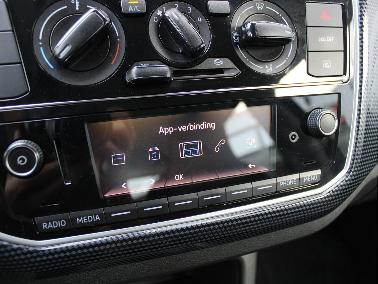 Volkswagen UP! 1.0 Move Up! /AIRCO/LED/Lane assist/CV/DAB+/Bluetooth/Elek. ramen/AUX/ISOFIX/NAP!