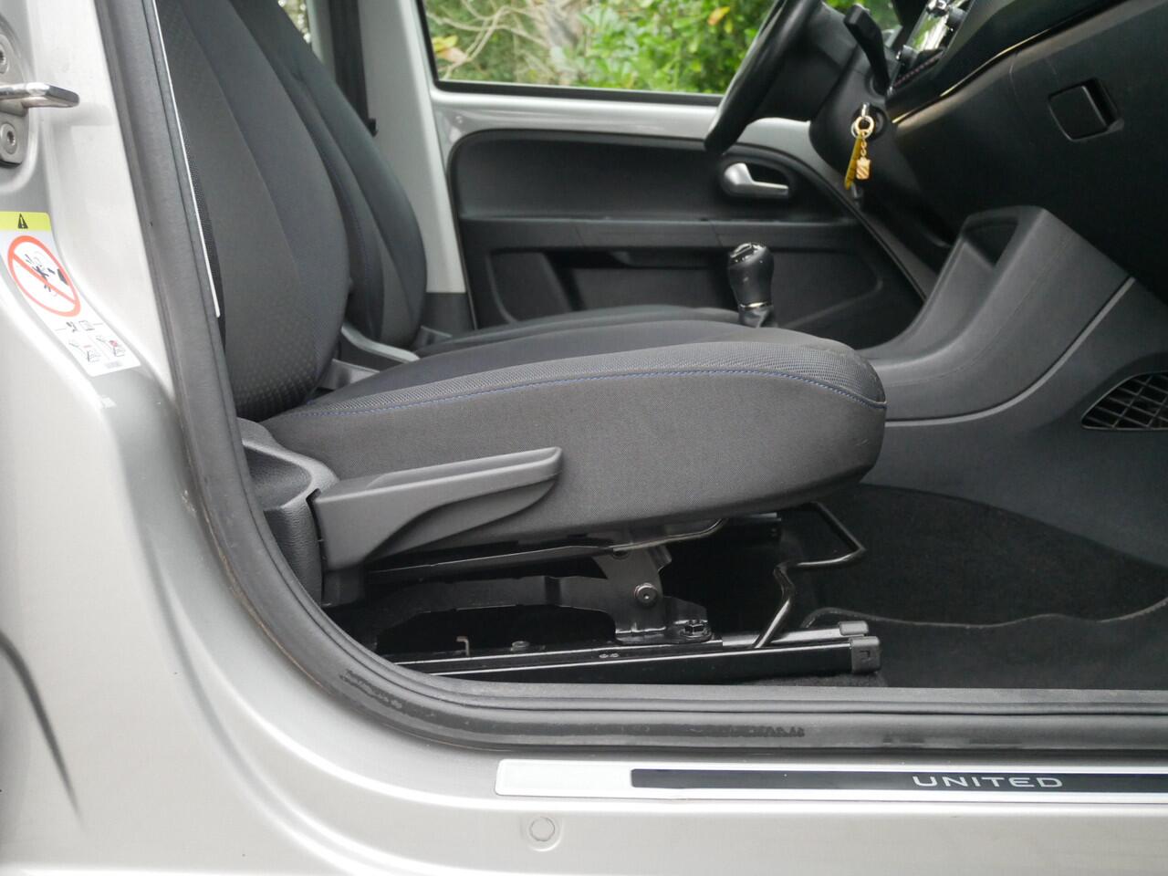 Volkswagen UP! 1.0 BMT United! Bluetooth, 5-Deurs, Airco