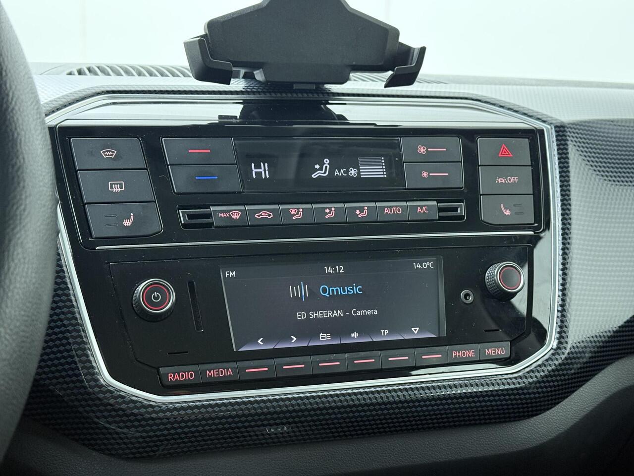 Volkswagen UP! e-Up! e-up! | 83 PK | SoH 89% | Verwarmde voorstoelen | Cruise control | Climate control |