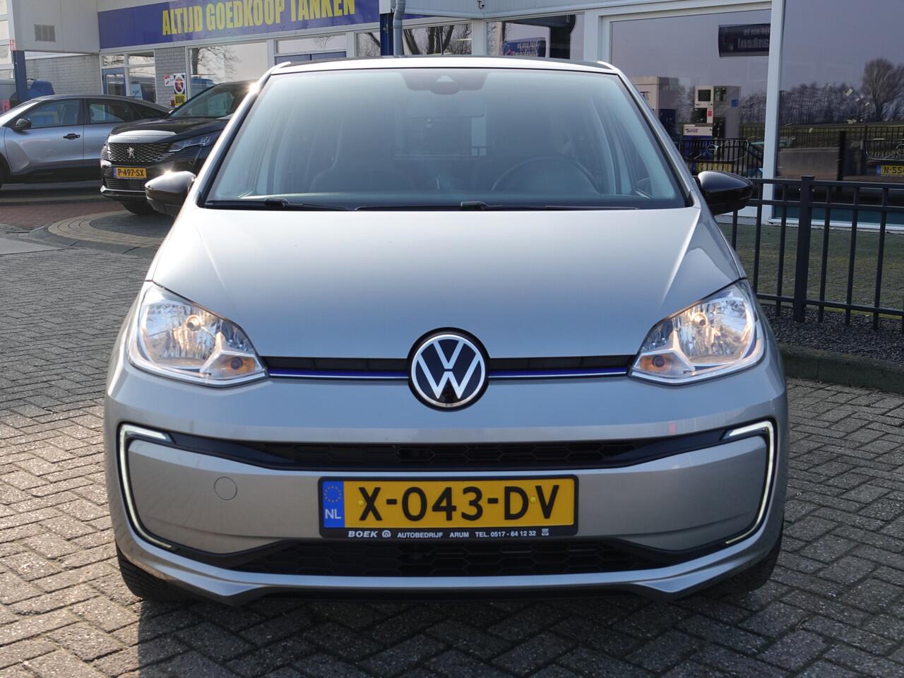 Volkswagen UP! e-Up! e-up! Style LMV | CRUISE | ECC | CAMERA + PDC | VERW. STOELEN