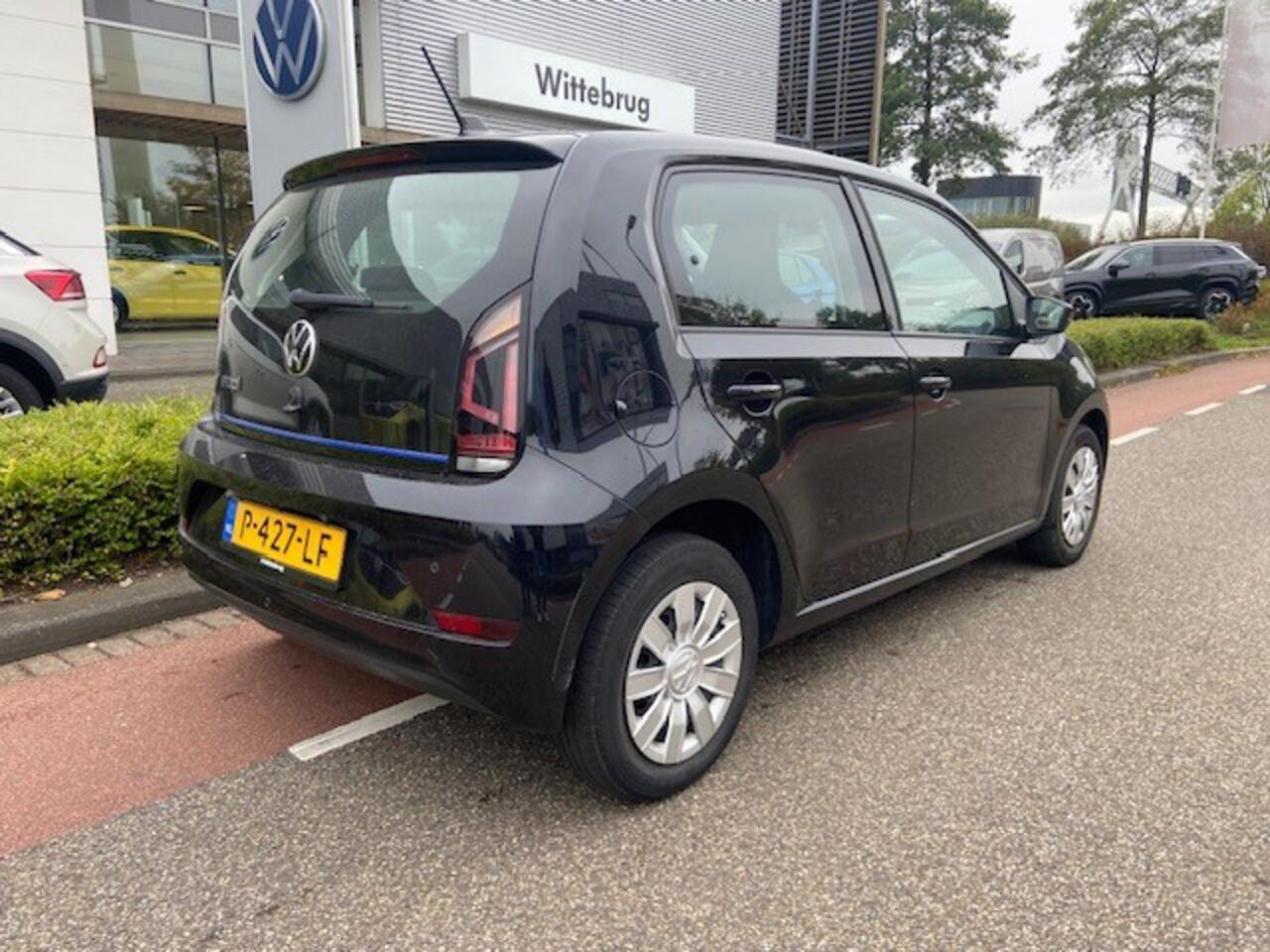 Volkswagen UP! e-Up! e-up! / Camera / Cruise control / Clima / Stoelverwarming / SOH 90%
