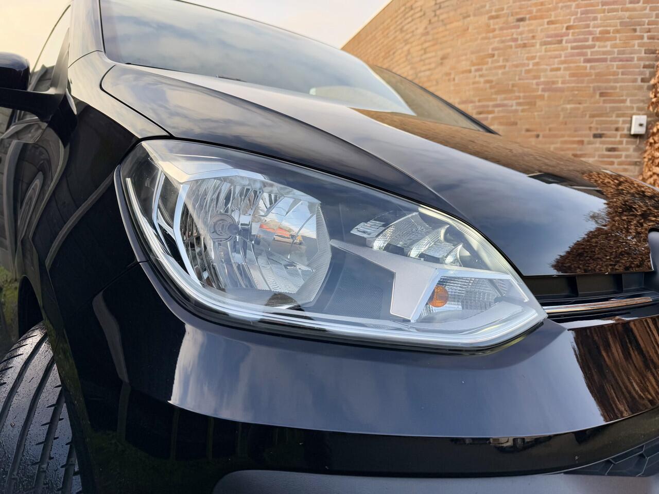 Volkswagen UP! 1.0 BMT move up! NL-auto