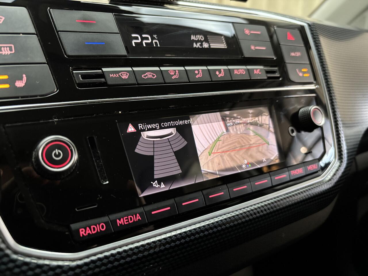 Volkswagen UP! e-Up! e-up! *Camera* / Stoelverwarming / Cruise Control / ECC Clima / PDC