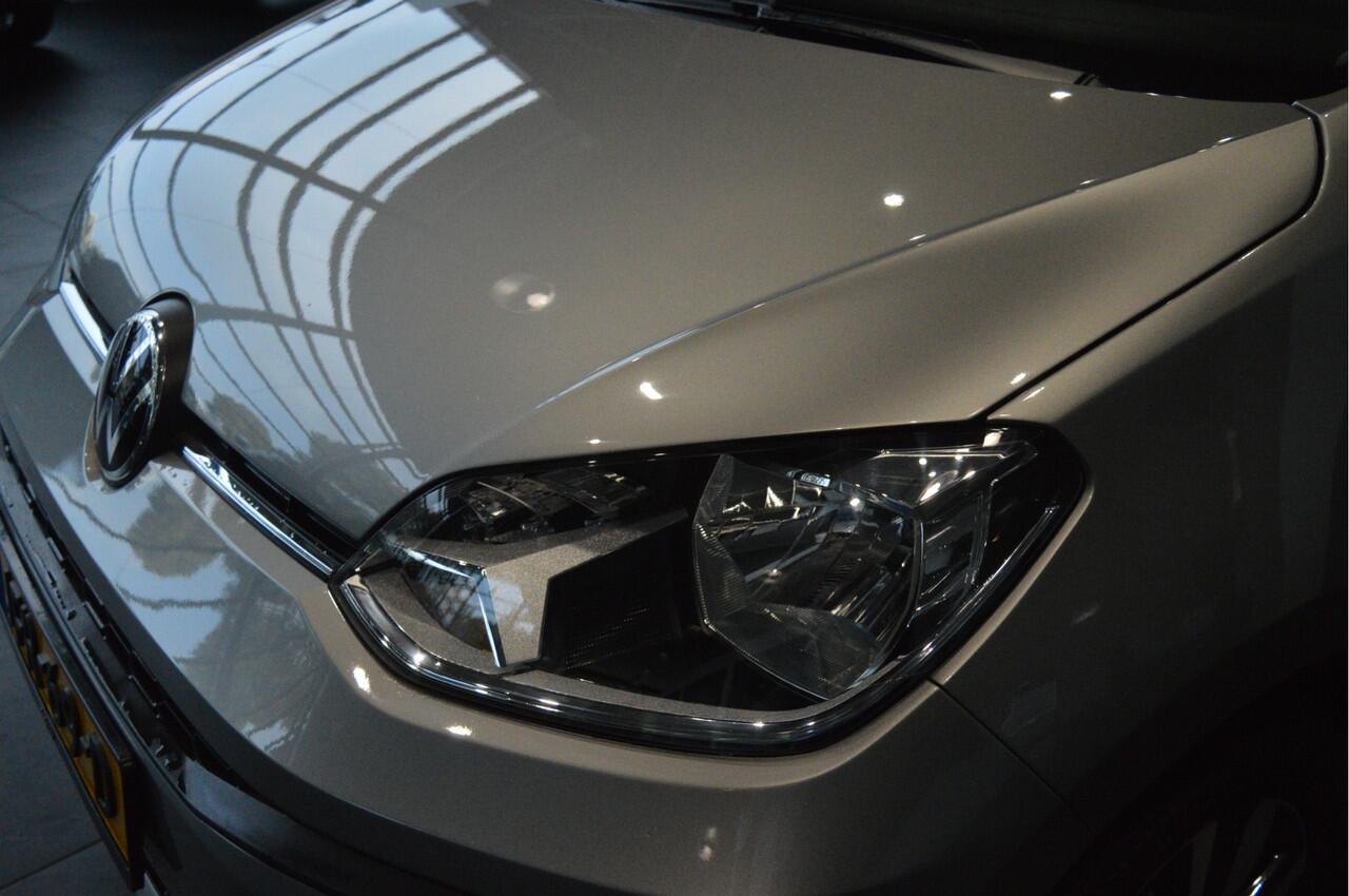 Volkswagen UP! 1.0 MOVE clima cruise pdc lichtmetaal !!