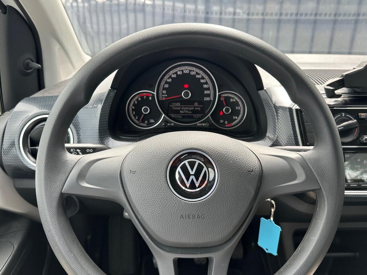 Volkswagen UP! 1.0 mpi 65pk Airco Lane Assist Bluetooth