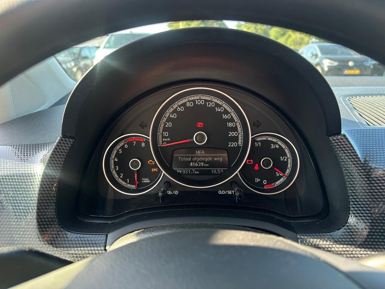 Volkswagen UP! 1.0 65pk Airco Lane Assist Bluetooth