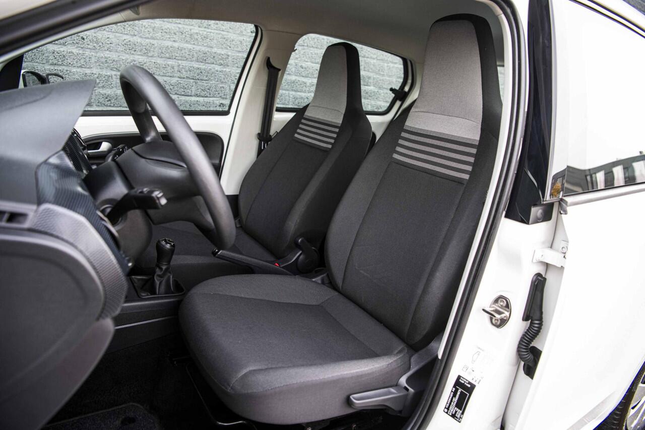 Volkswagen UP! 1.0 BMT move up! | Cruise Control | Parkeersensoren