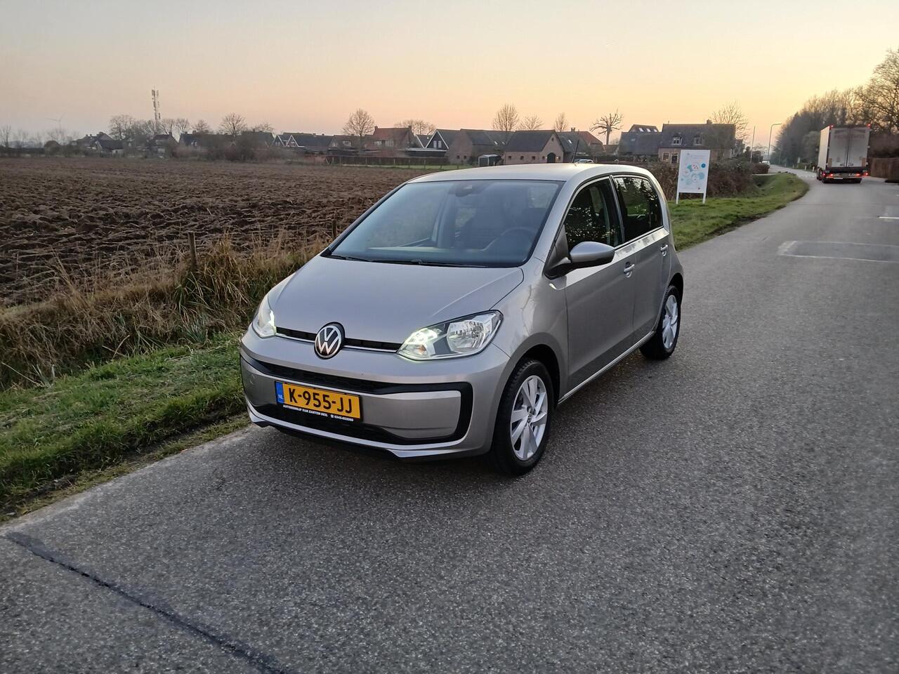 Volkswagen UP! 1.0 BMT move up! + Lichtmetalen velgen, Prachtige auto!