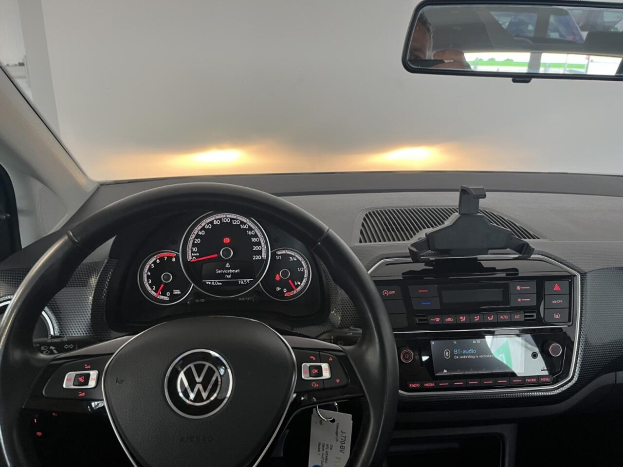 Volkswagen UP! 1.0 BMT High up! Climate control, Camera, Cruise