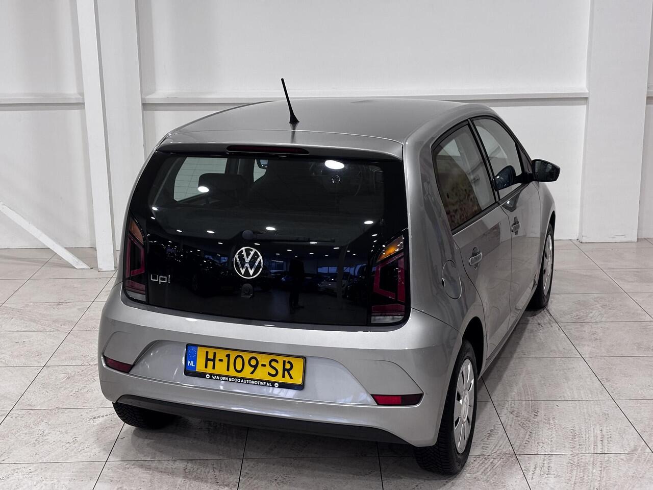 Volkswagen UP! 1.0 BMT move up! | 5-deurs | Airco | NL-Auto |