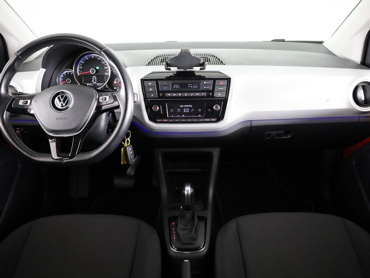 Volkswagen UP! e-Up! e-up! Style 83PK | Navigatie via app | Cruise control | LM velgen | Acteruitrijcamera | Multifunctioneel stuurwiel |