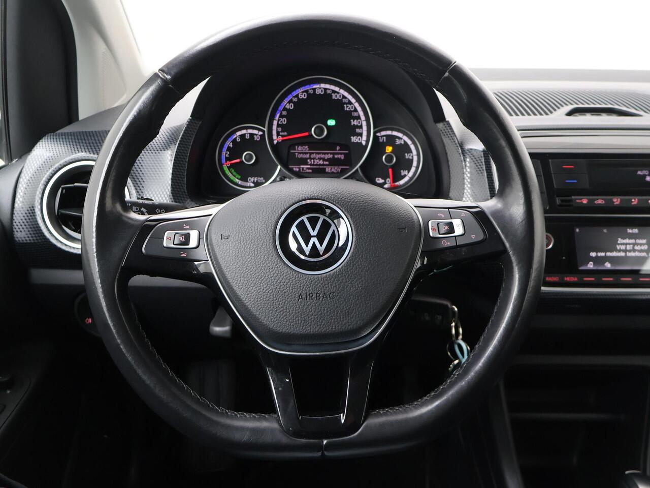 Volkswagen UP! e-Up! e-up! | 83 PK | SoH 93% | Cruise control | Verwarmde voorstoelen | Achteruitrijcamera |