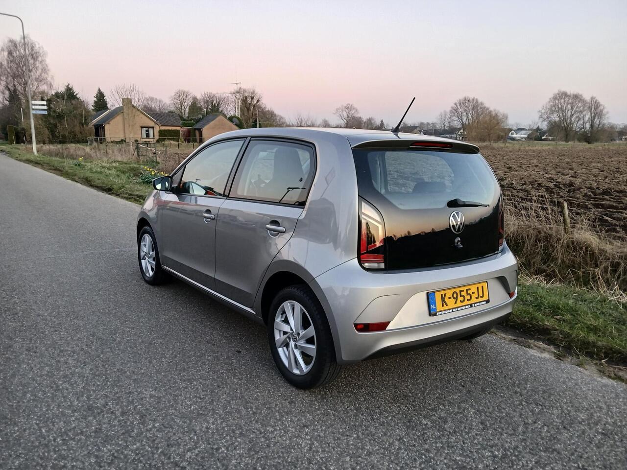 Volkswagen UP! 1.0 BMT move up! + Lichtmetalen velgen, Prachtige auto!