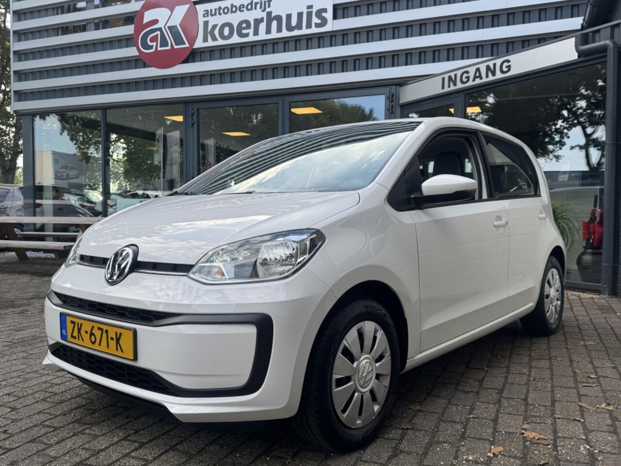 Volkswagen UP! 1.0 BMT move up!