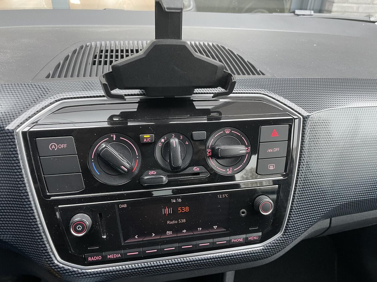 Volkswagen UP! 1.0 Airco - Alarm klasse 1 - Bluetooth - Elektrische ramen voor - Radio - Rijstrooksensor - Start/stop systeem - Centrale deurvergrendeling met afstandsbediening