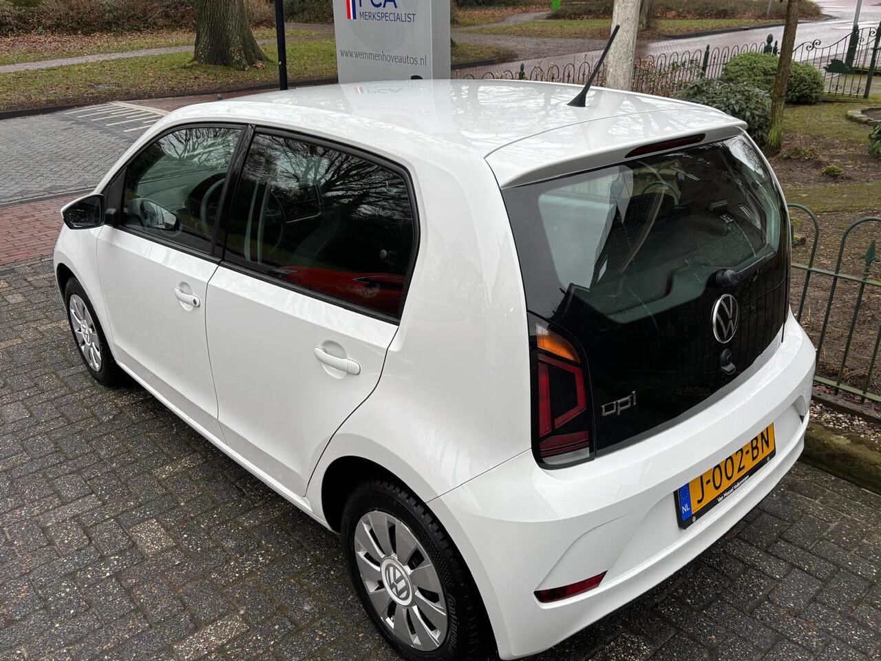 Volkswagen UP! 1.0 BMT move up!