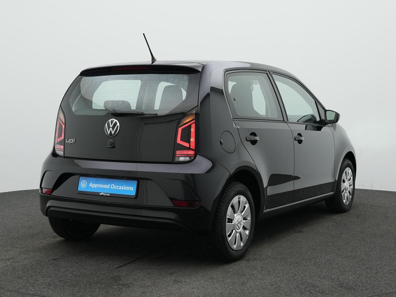 Volkswagen UP! 1.0 65 pk | Navigatie via App | Airco