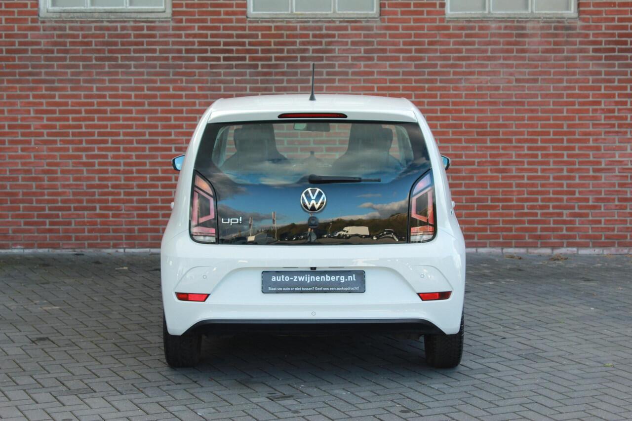 Volkswagen UP! 1.0 | Bluetooth | Camera | Cruise