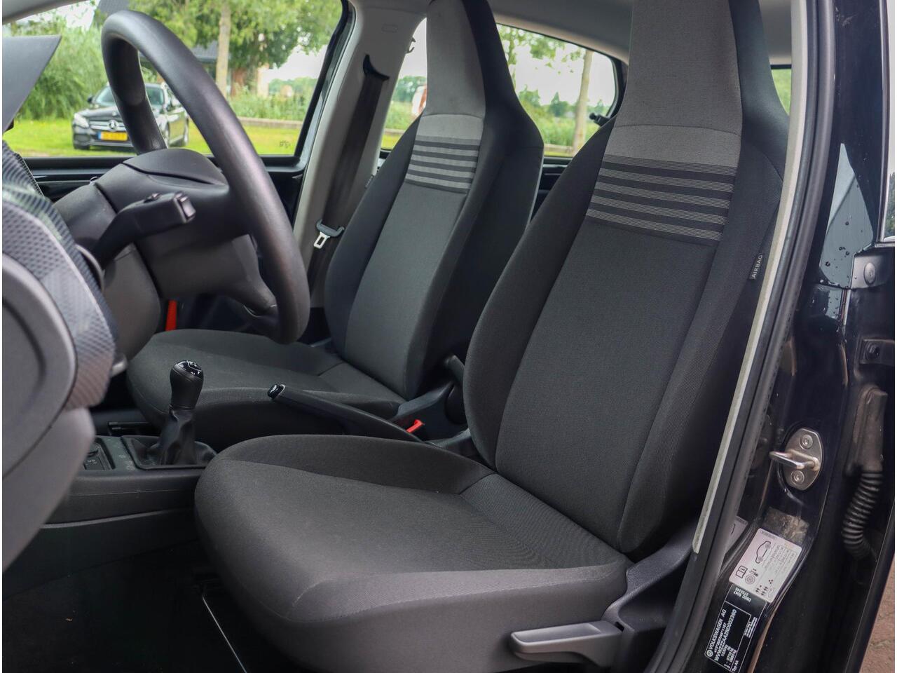 Volkswagen UP! 1.0 Camera | Climate + Cruise Control | PDC