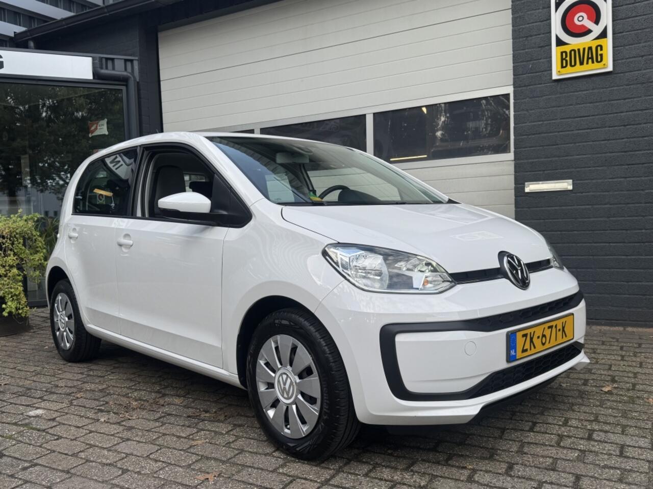 Volkswagen UP! 1.0 BMT move up!