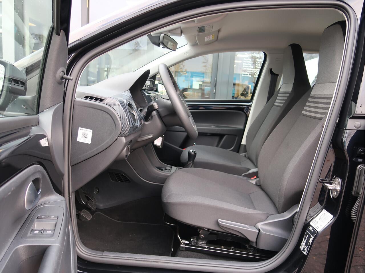 Volkswagen UP! 1.0 5 drs. | Airco |