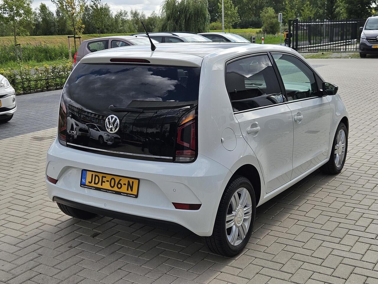 Volkswagen UP! 1.0 High-UP ECC Cruise Stoelvw PDC LM15