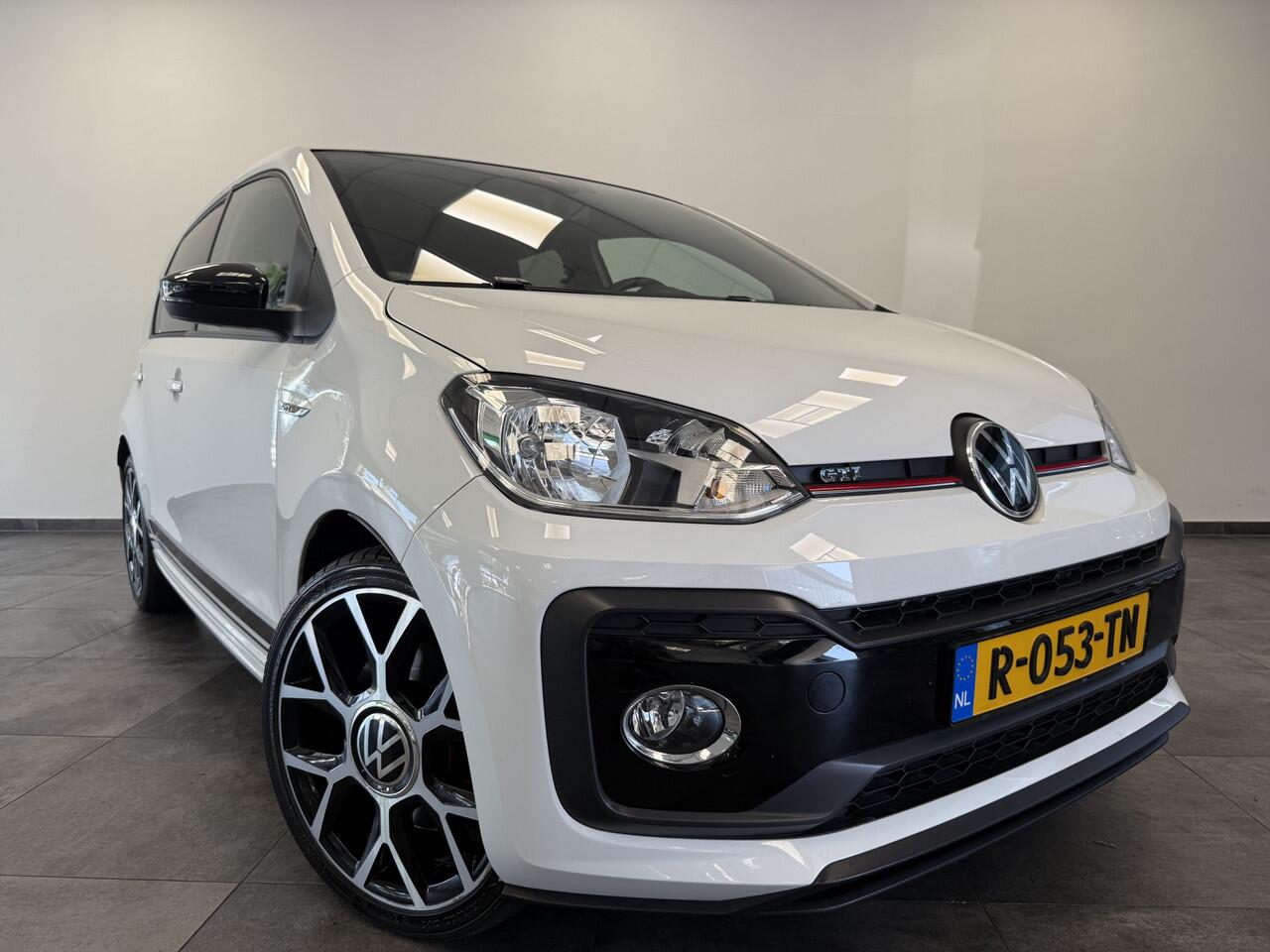 Volkswagen UP! 1.0 TSI GTI 5-Drs. ClimateControl Stoelverwarming 17'lmv 24 maanden garantie mogelijk (*vraag naar de voorwaarden)