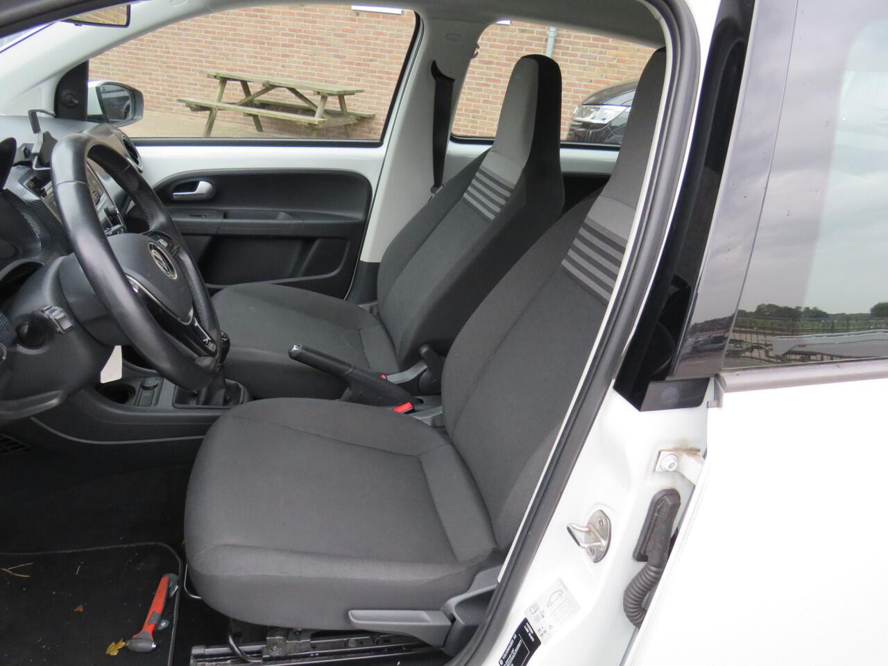 Volkswagen UP! 1.0 BMT Move Up! Executive * Rijklaarprijs incl. garantie * Camera * Cruise Control * Clima * Parkeersensoren