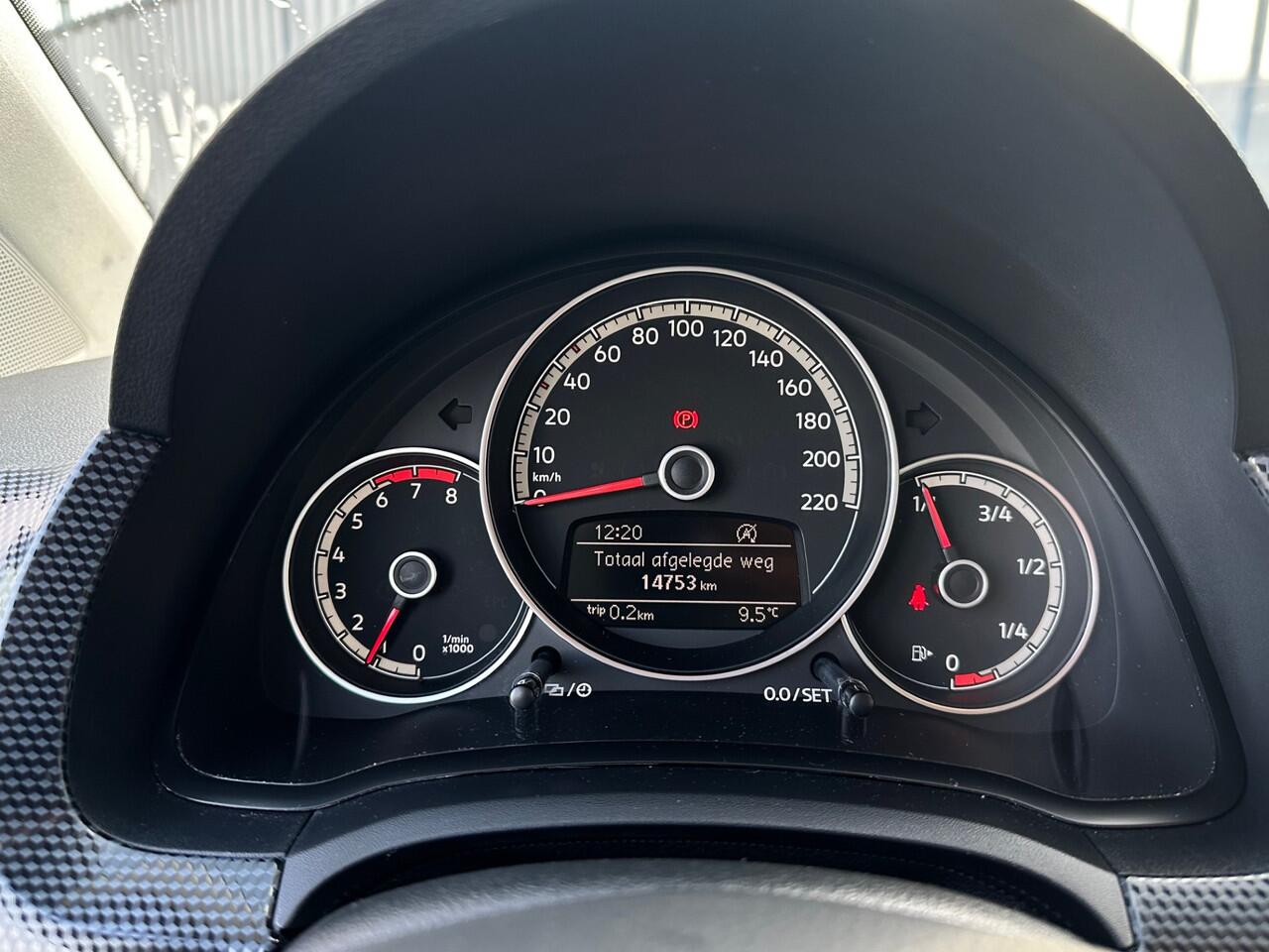 Volkswagen UP! 1.0 Mpi 65pk Lane Assist Airco Bluetooth DAB