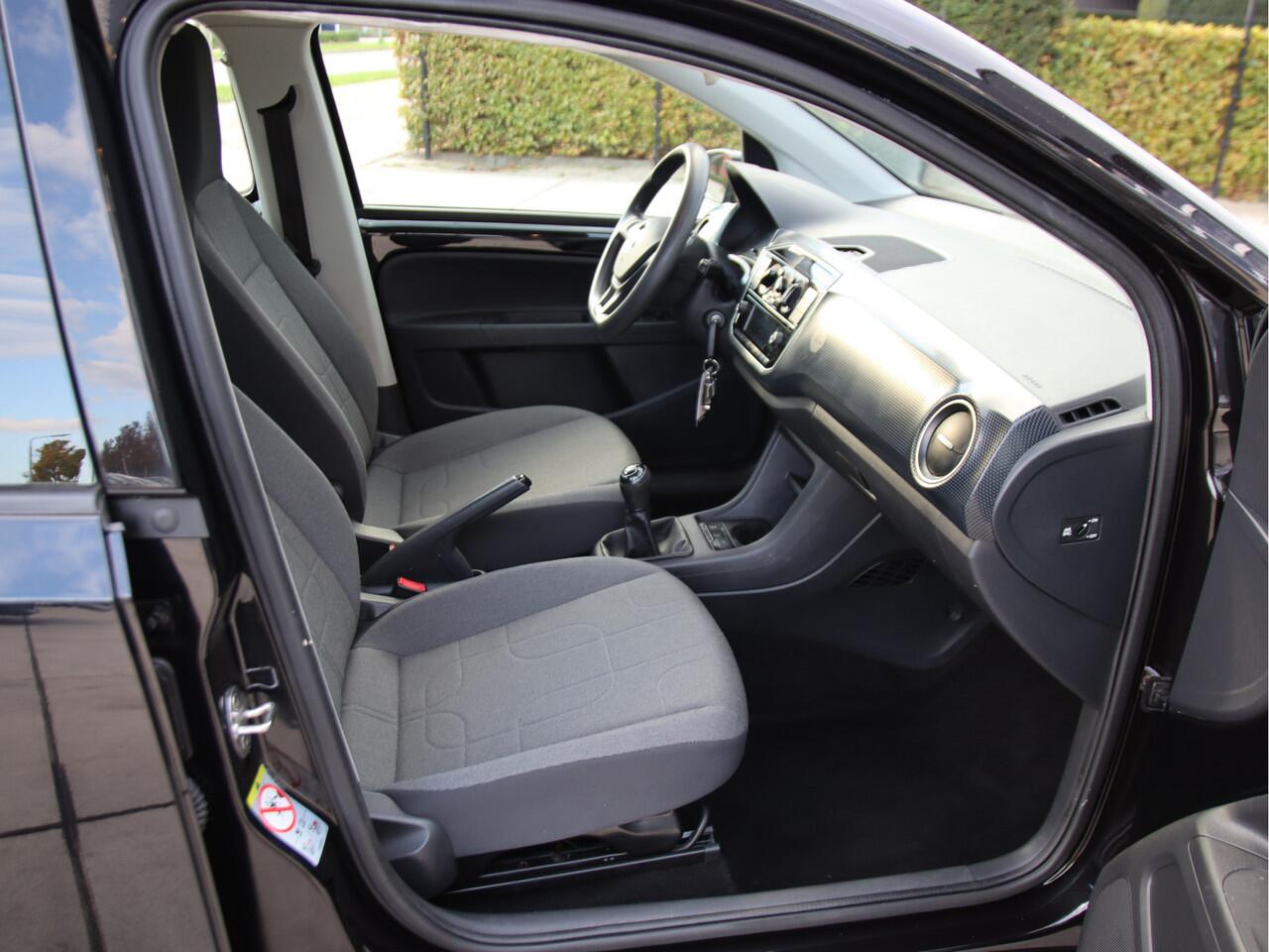 Volkswagen UP! 1.0 BMT move up! Airco, 5drs, NL auto Eindejaar aanbieding!