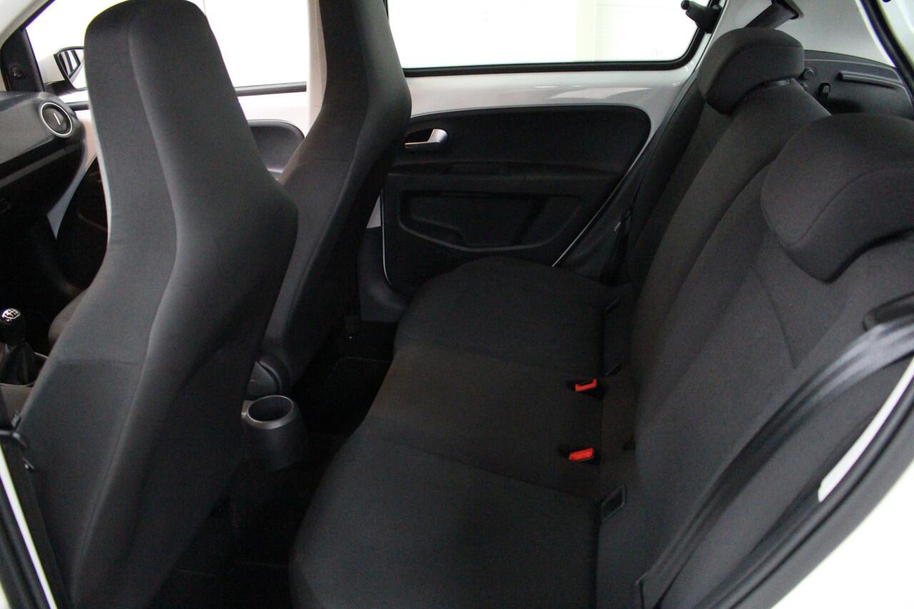 Volkswagen UP! 1.0 BMT move up! Airco | Dab Radio | el. Raambediening |