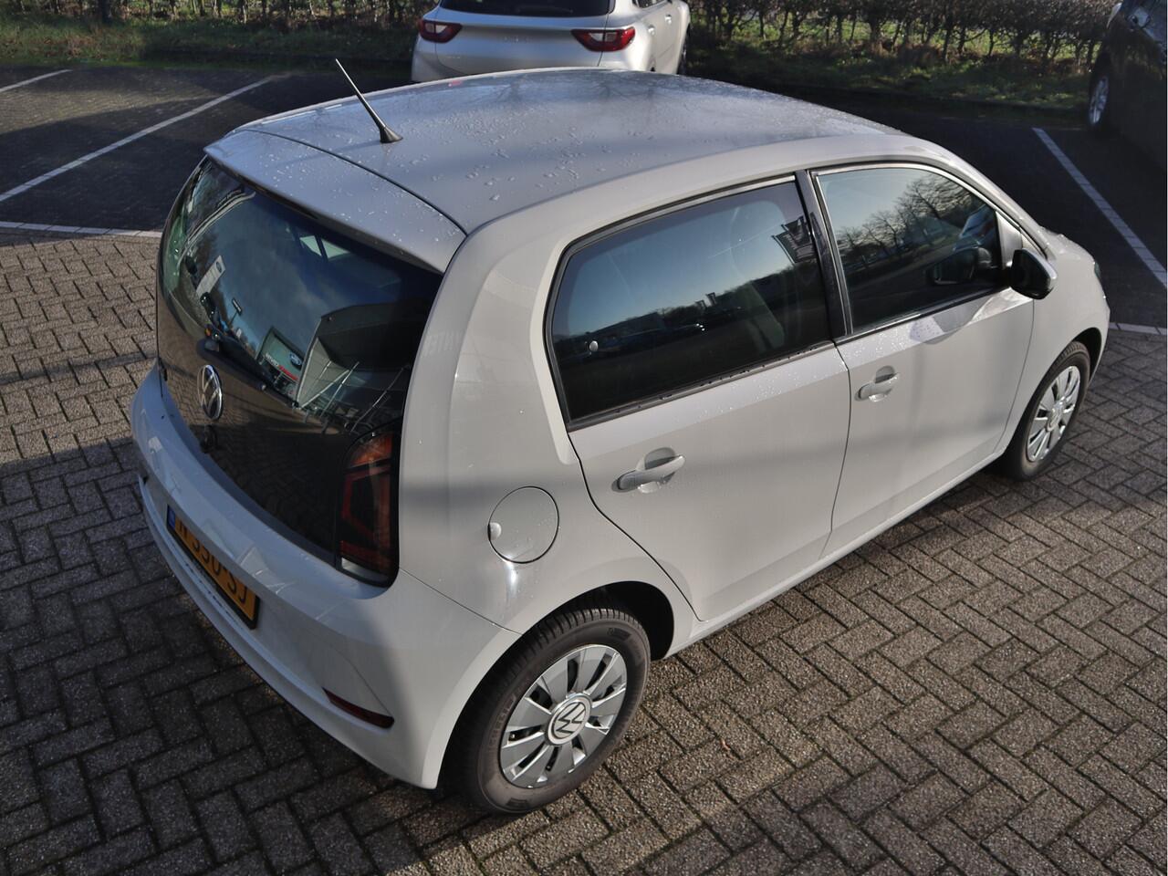 Volkswagen UP! 1.0 | Airco | Bluetooth | DAB | Elektrische ramen voor |