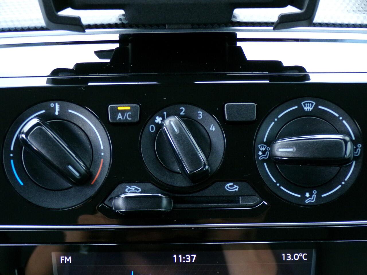 Volkswagen UP! 1.0, Bluetooth / Airco / 5-Deurs