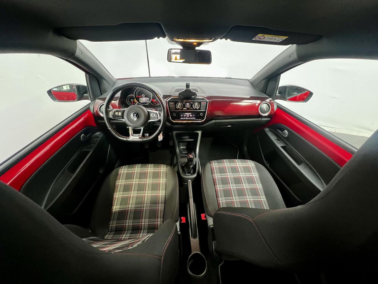 Volkswagen UP! 1.0 TSI GTI