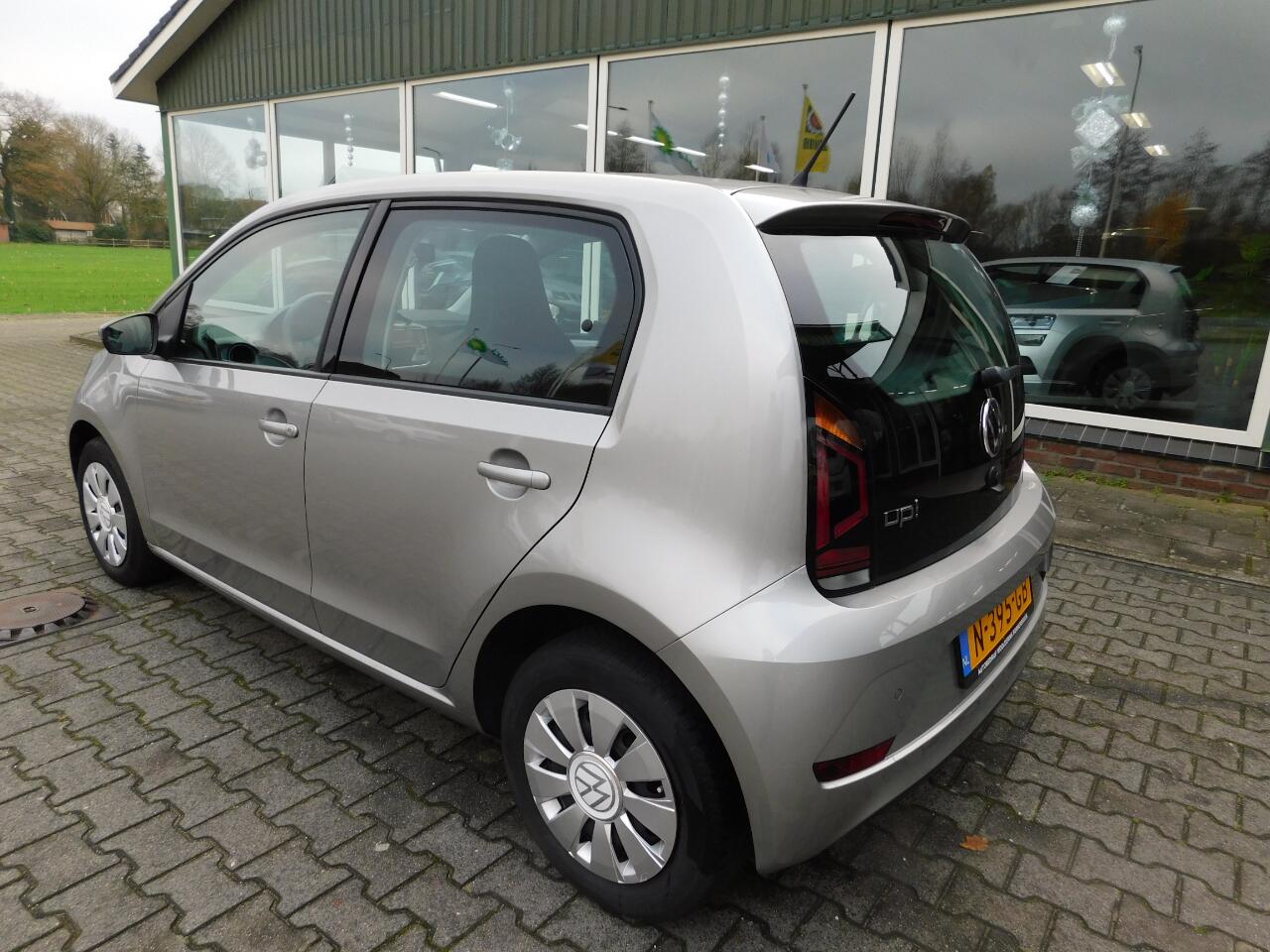 Volkswagen UP! 1.0 65PK MOVE UP!! All-in Prijs! PDC, CRUISE, CLIM