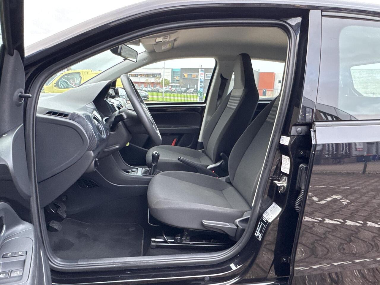 Volkswagen UP! 1.0 / Incl 12 maanden Bovag garantie