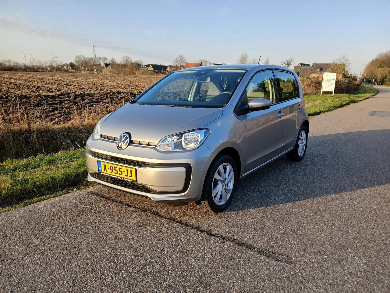 Volkswagen UP! 1.0 BMT move up! + Lichtmetalen velgen, Prachtige auto!