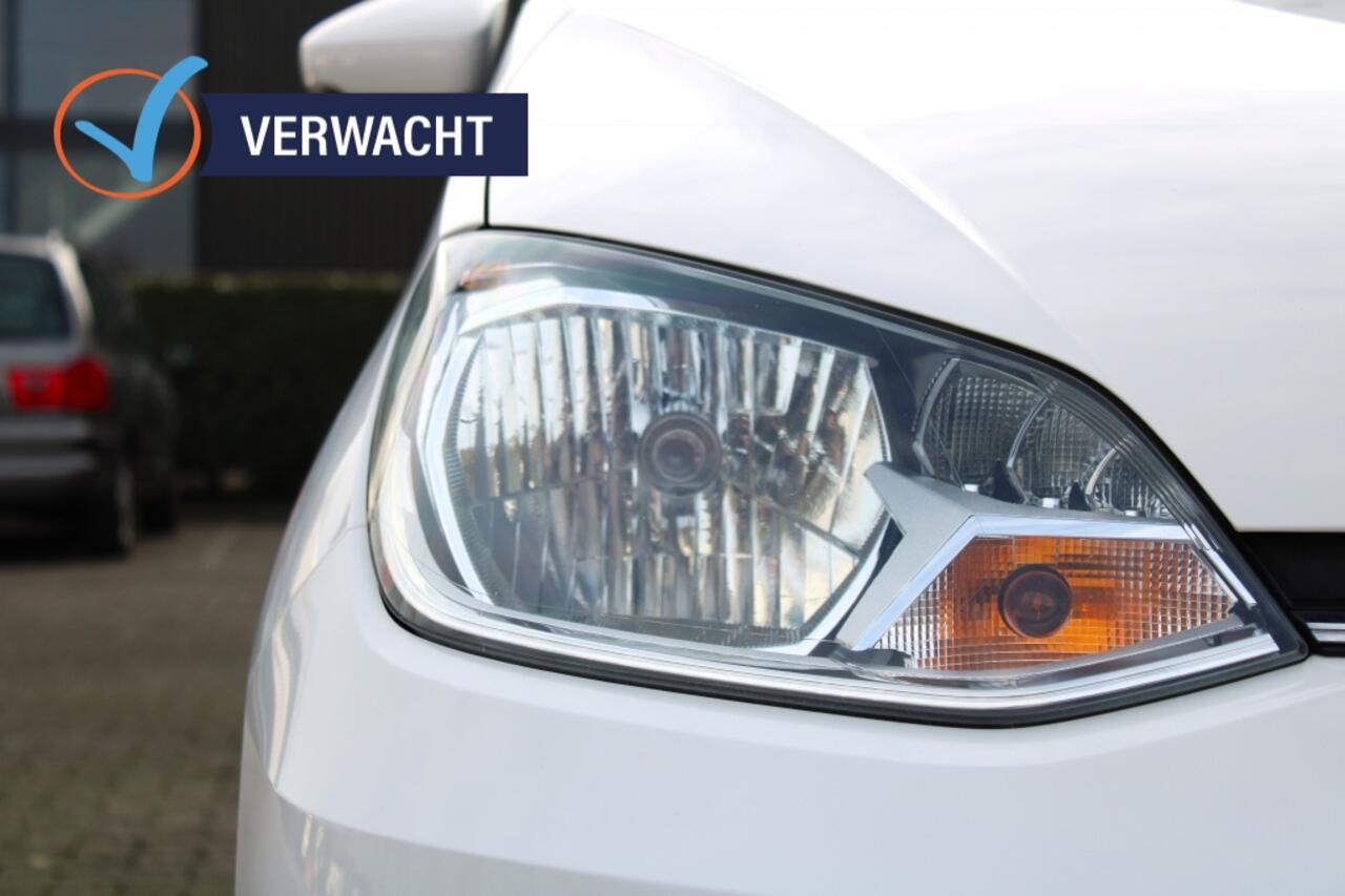 Volkswagen UP! 1.0 BMT move up!