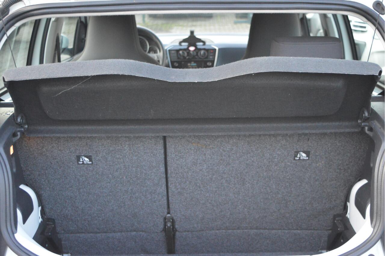 Volkswagen UP! 1.0 NL-Auto / Airco / Bluetooth / 5 Deurs