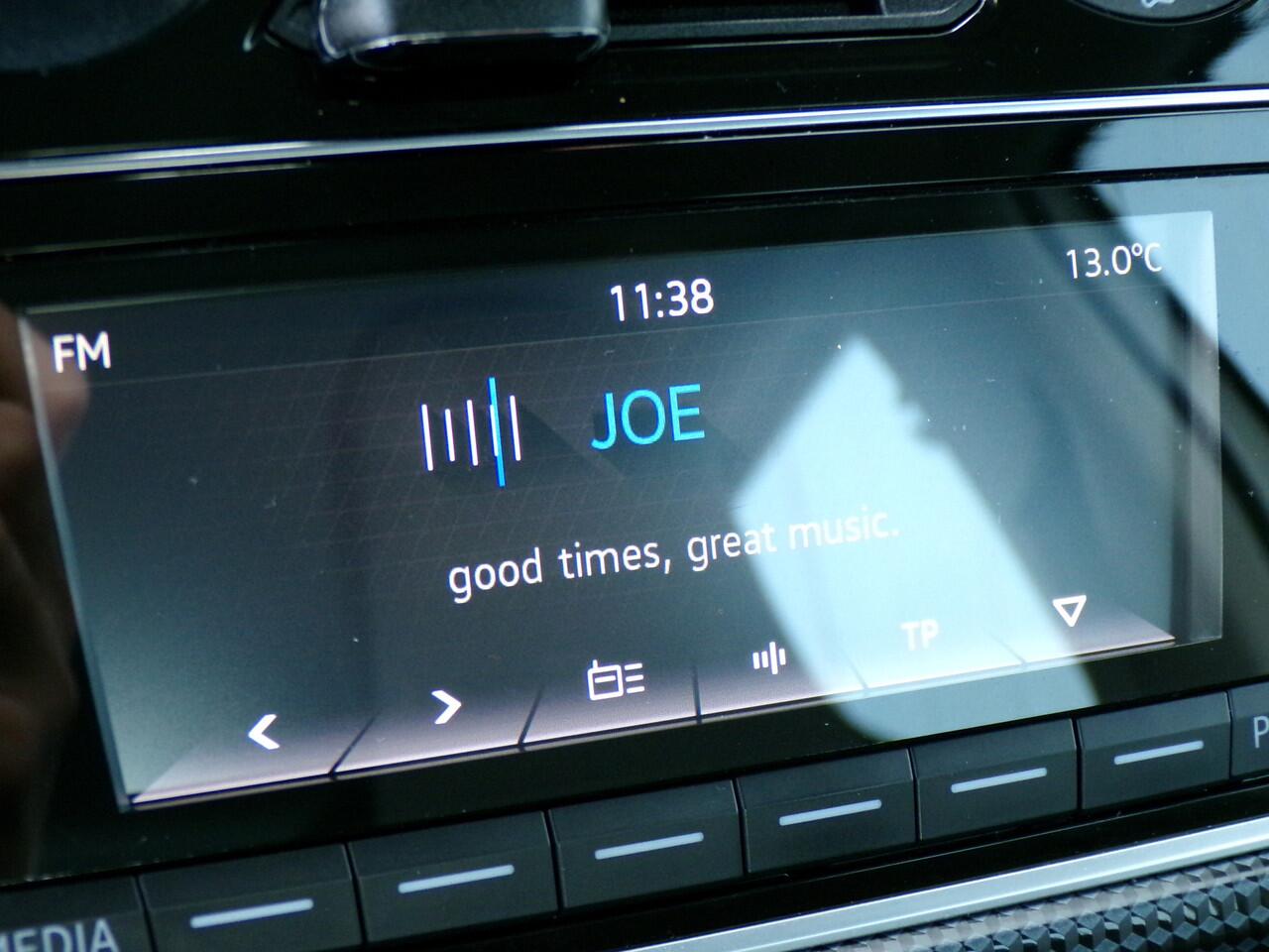 Volkswagen UP! 1.0, Bluetooth / Airco / 5-Deurs