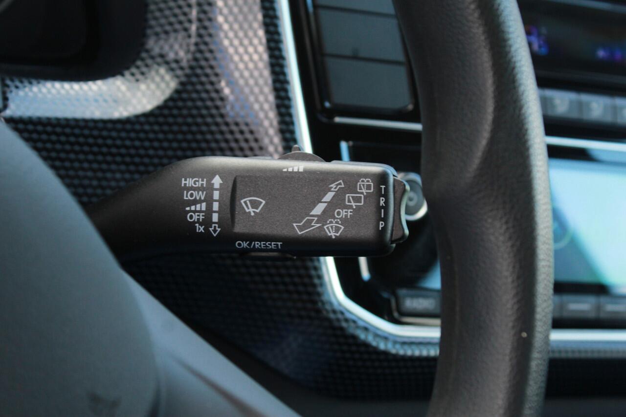 Volkswagen UP! 1.0 | Bluetooth | Camera | Cruise