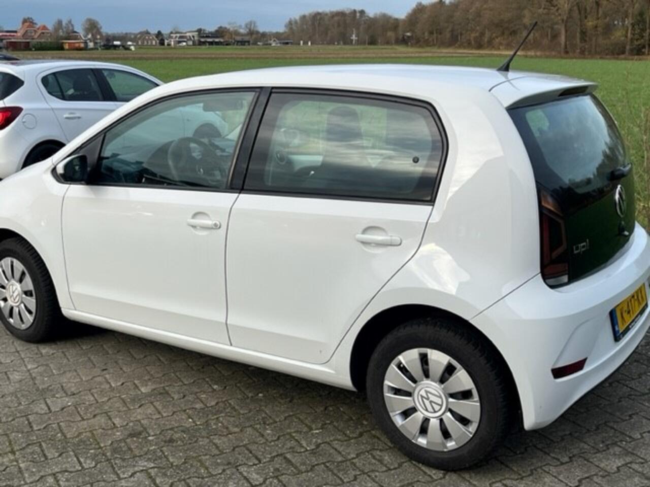 Volkswagen UP! 1.0 BMT move up!