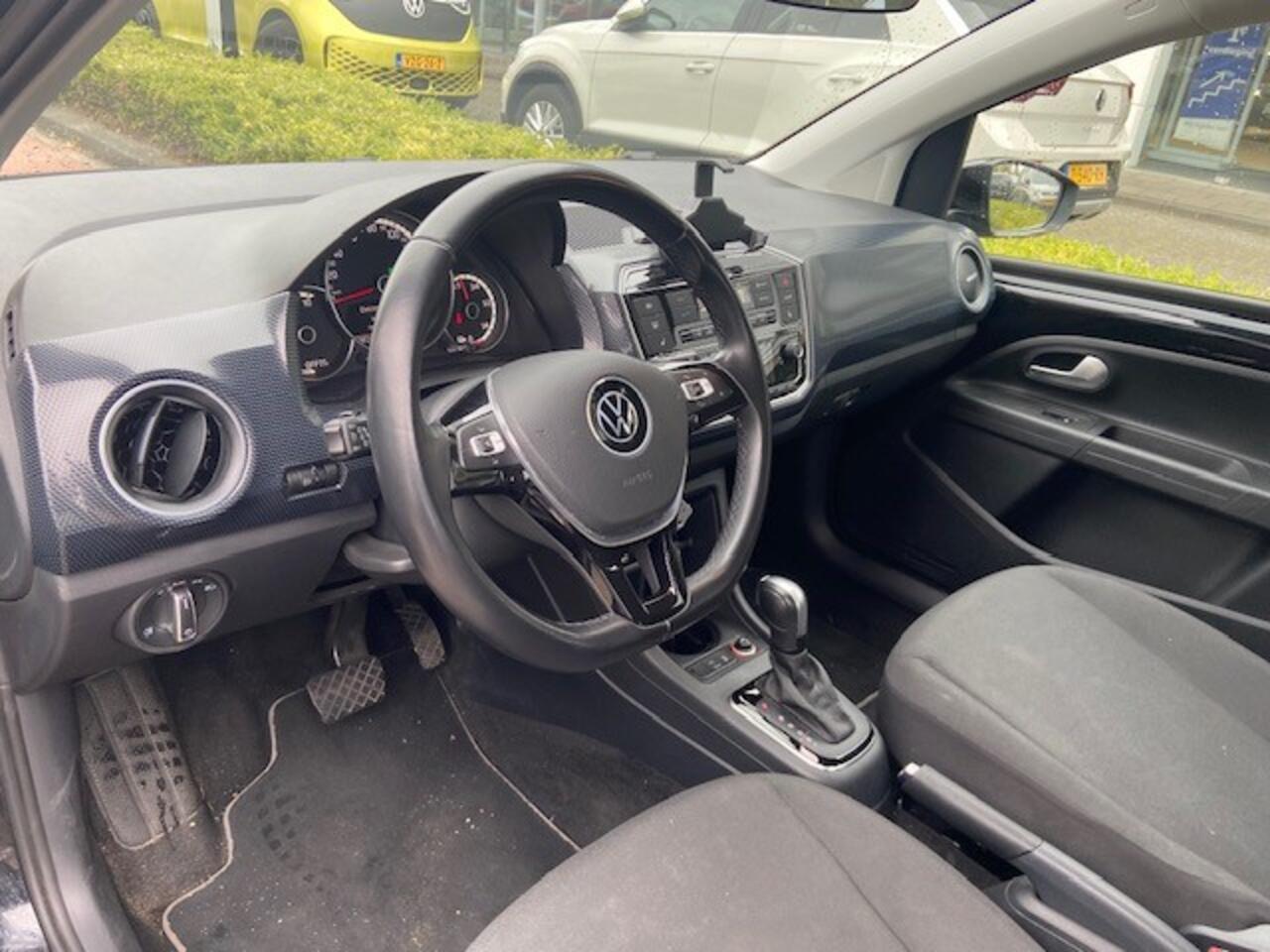 Volkswagen UP! e-Up! e-up! / Camera / Cruise control / Clima / Stoelverwarming / SOH 90%