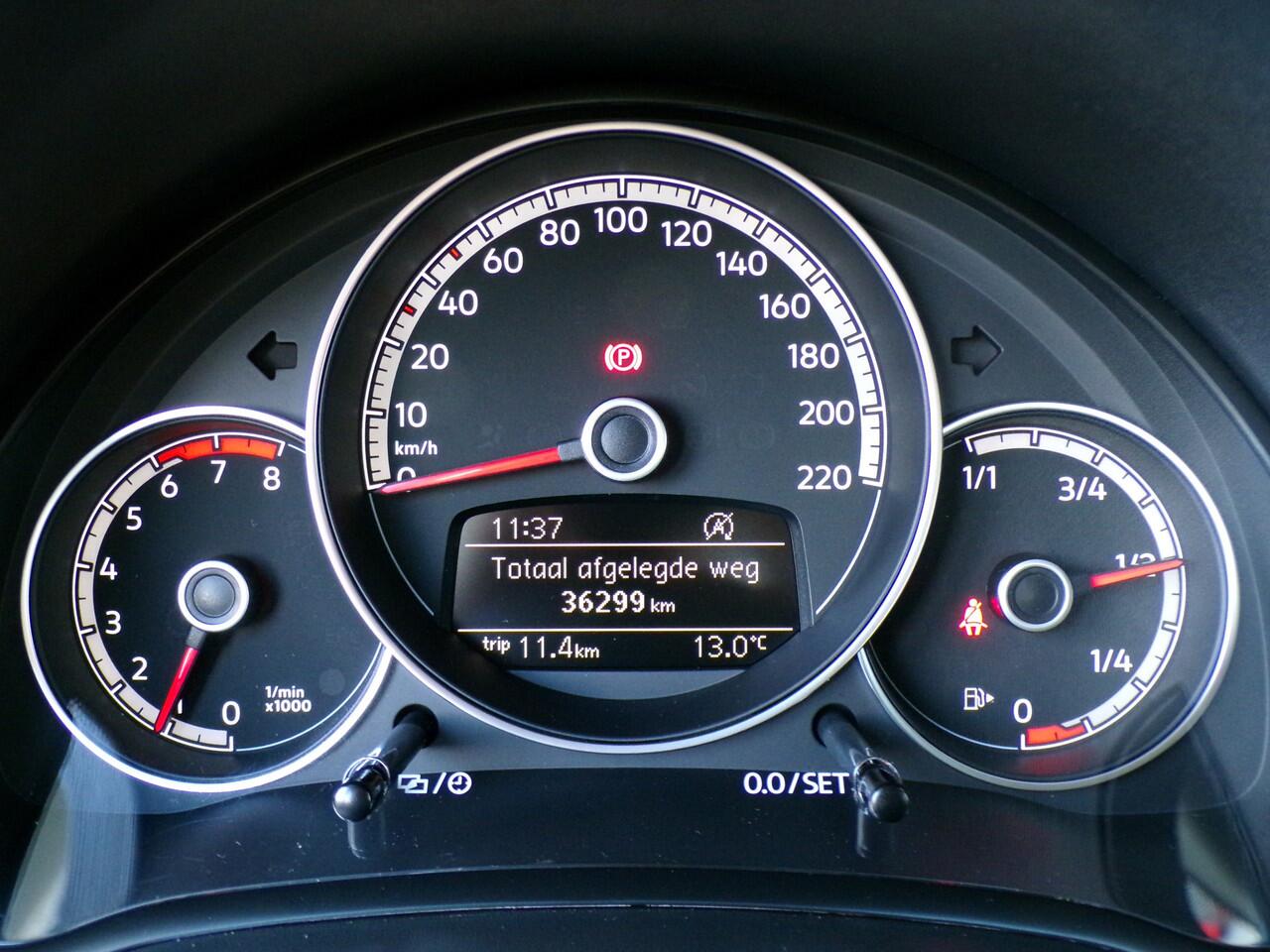 Volkswagen UP! 1.0, Bluetooth / Airco / 5-Deurs