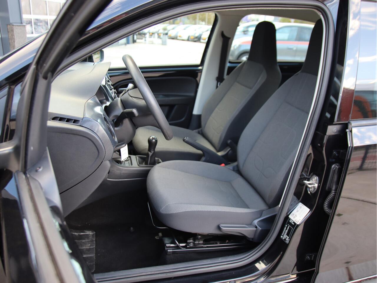 Volkswagen UP! 1.0 BMT move up! Airco, 5drs, NL auto Eindejaar aanbieding!