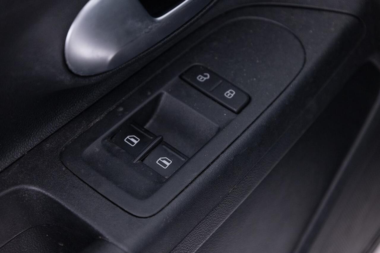 Volkswagen UP! 1.0 EcoFuel move up! 5-drs *AARDGAS*? 1e Eigenaar